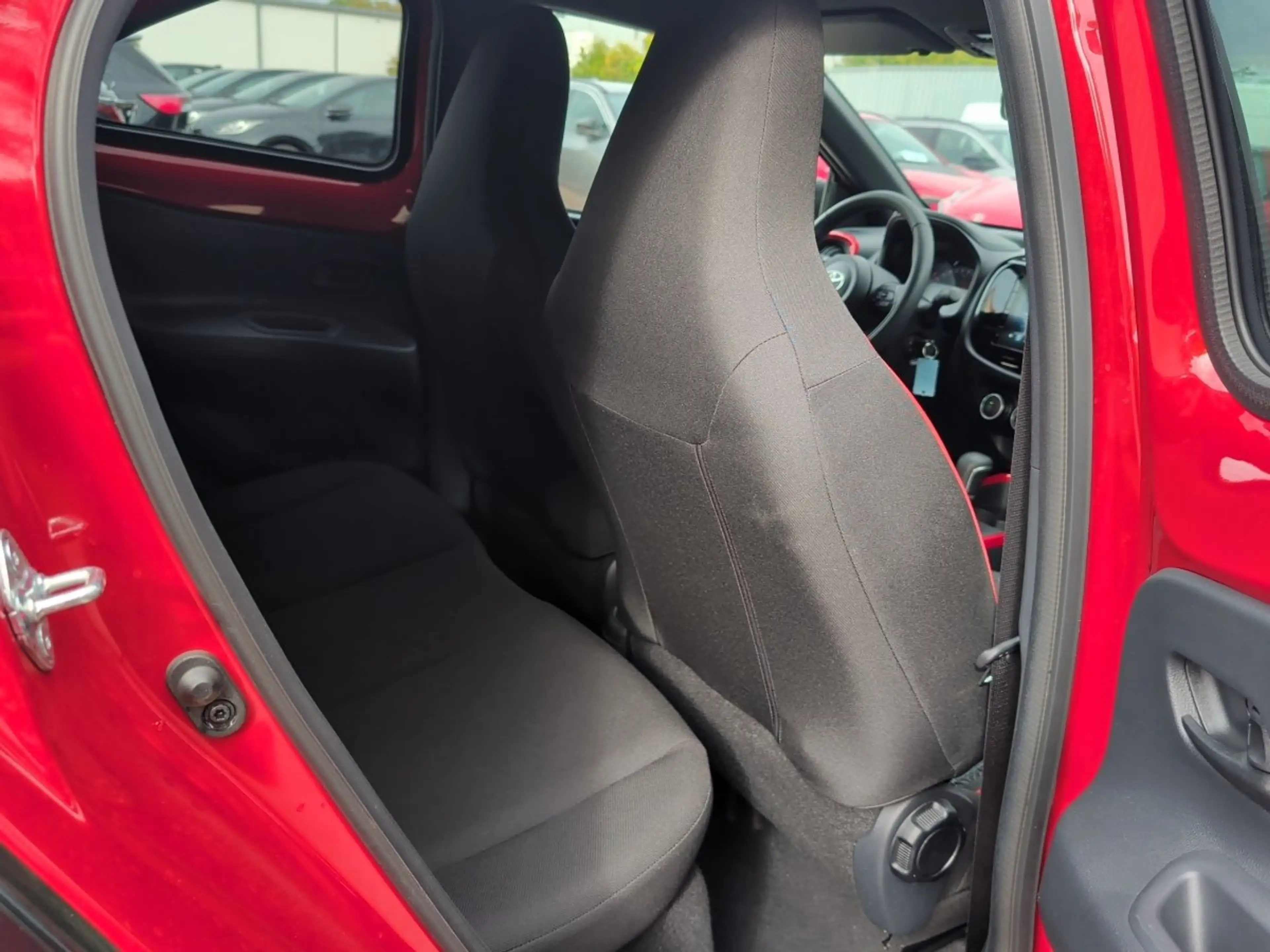 Toyota Aygo X 1.0 Team D Klima Kamera Sitzhzg — photo 13