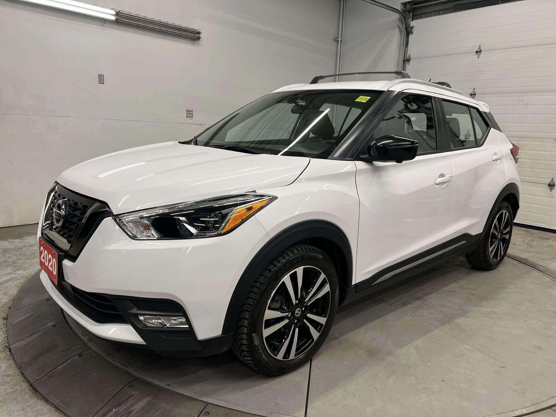 White 2020 Nissan Kicks SUV / Crossover Front-Wheel Drive Automatic