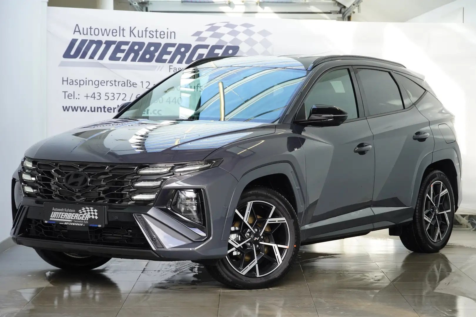 Hyundai TUCSON NX4 N Line 1,6 T-GDi PHEV 4WD AT Grau - 2