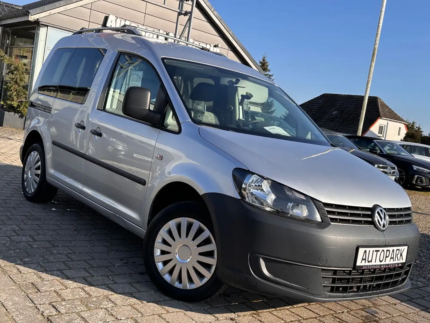 Volkswagen Caddy Kasten/Kombi *REGALSYSTEM*NAVI*AHK*KLIMA* Argent - 1