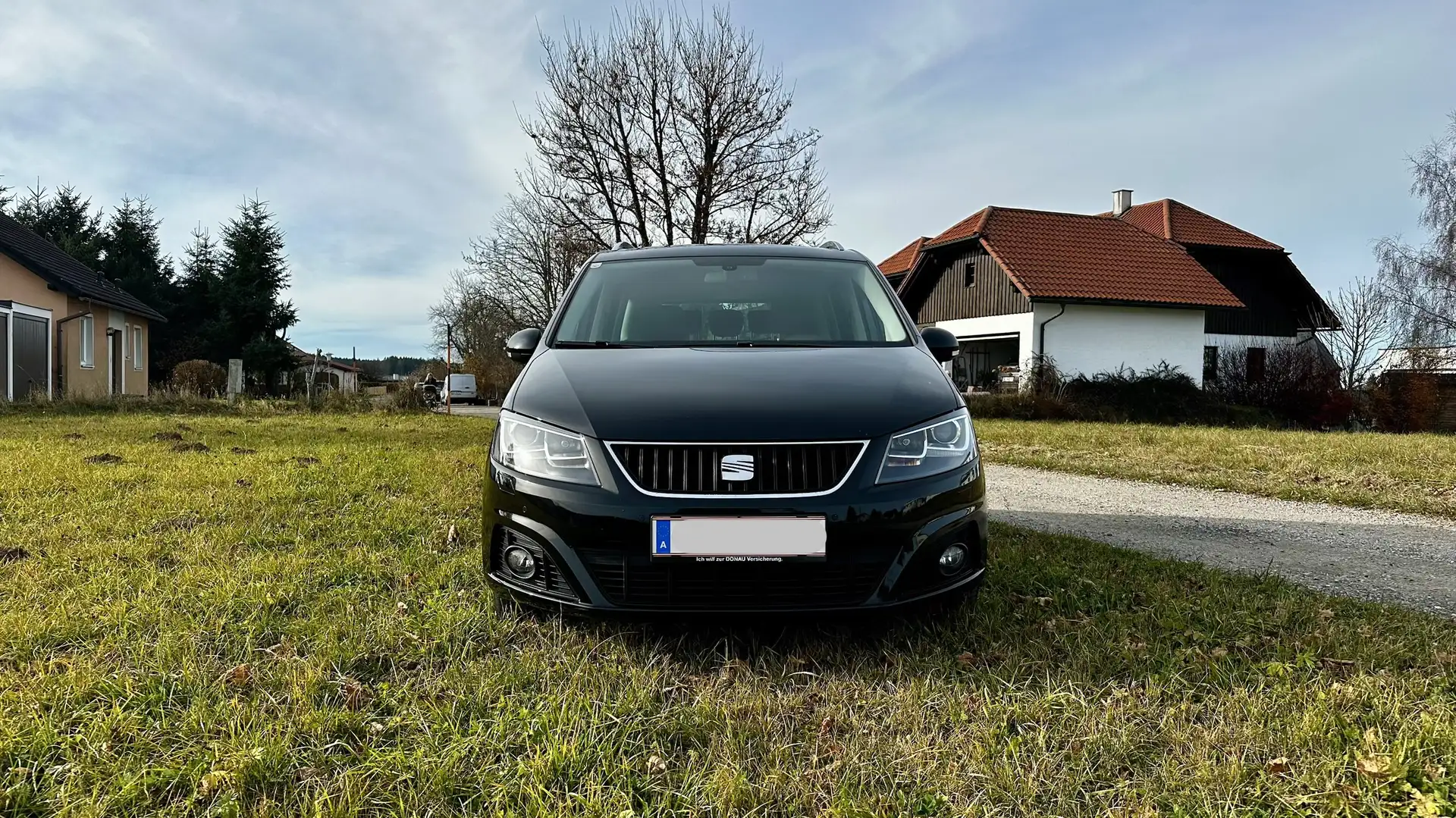 SEAT Alhambra Executive 2,0 TDI CR Schwarz - 1