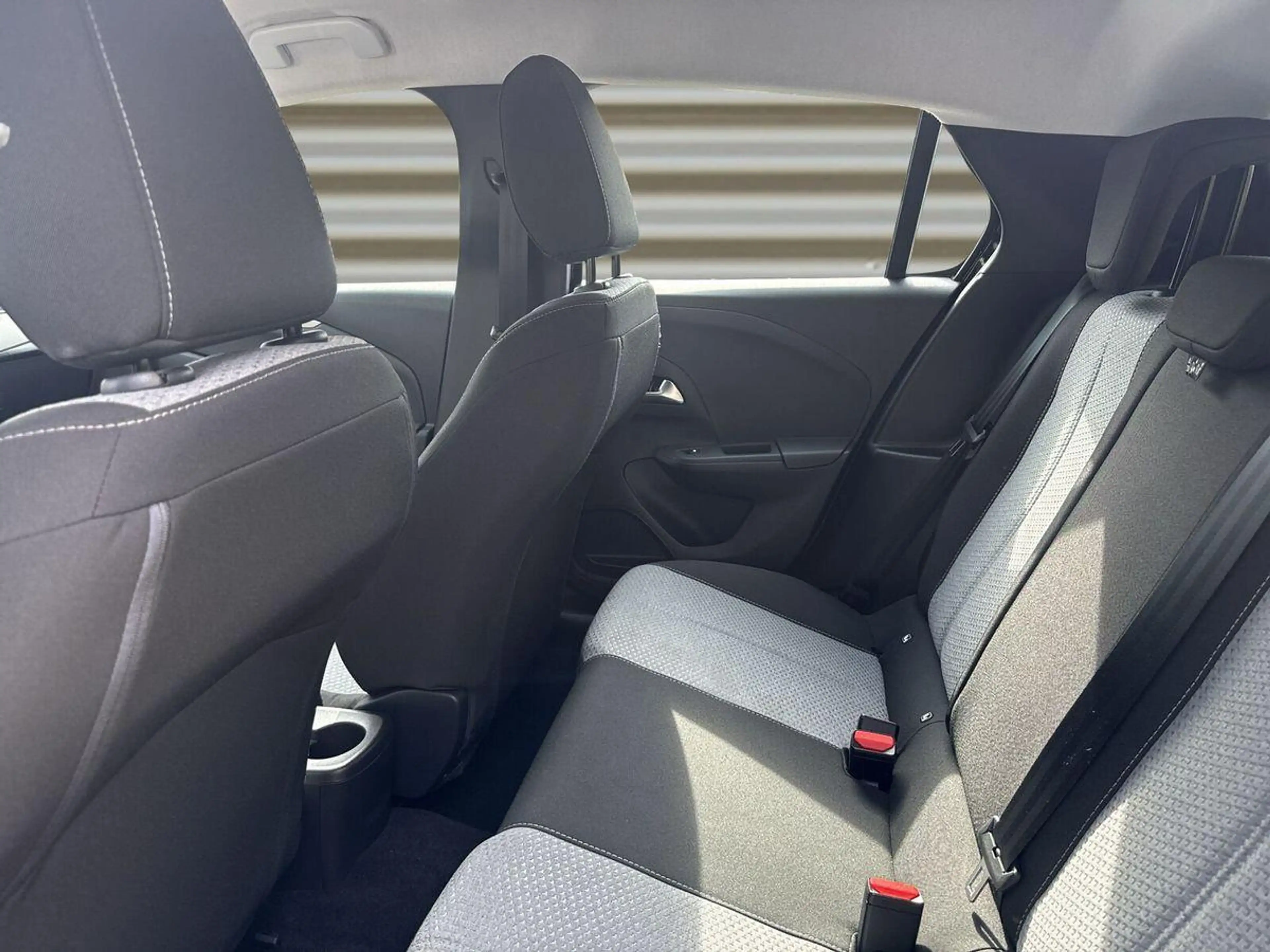 Opel Corsa 1.2 Edition S/S EAT8 Multimedia+LED+R-Kam+DAB+ — photo 12