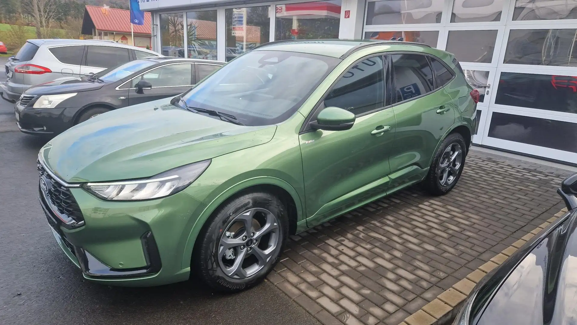 Ford Kuga ST-Line Vert - 1