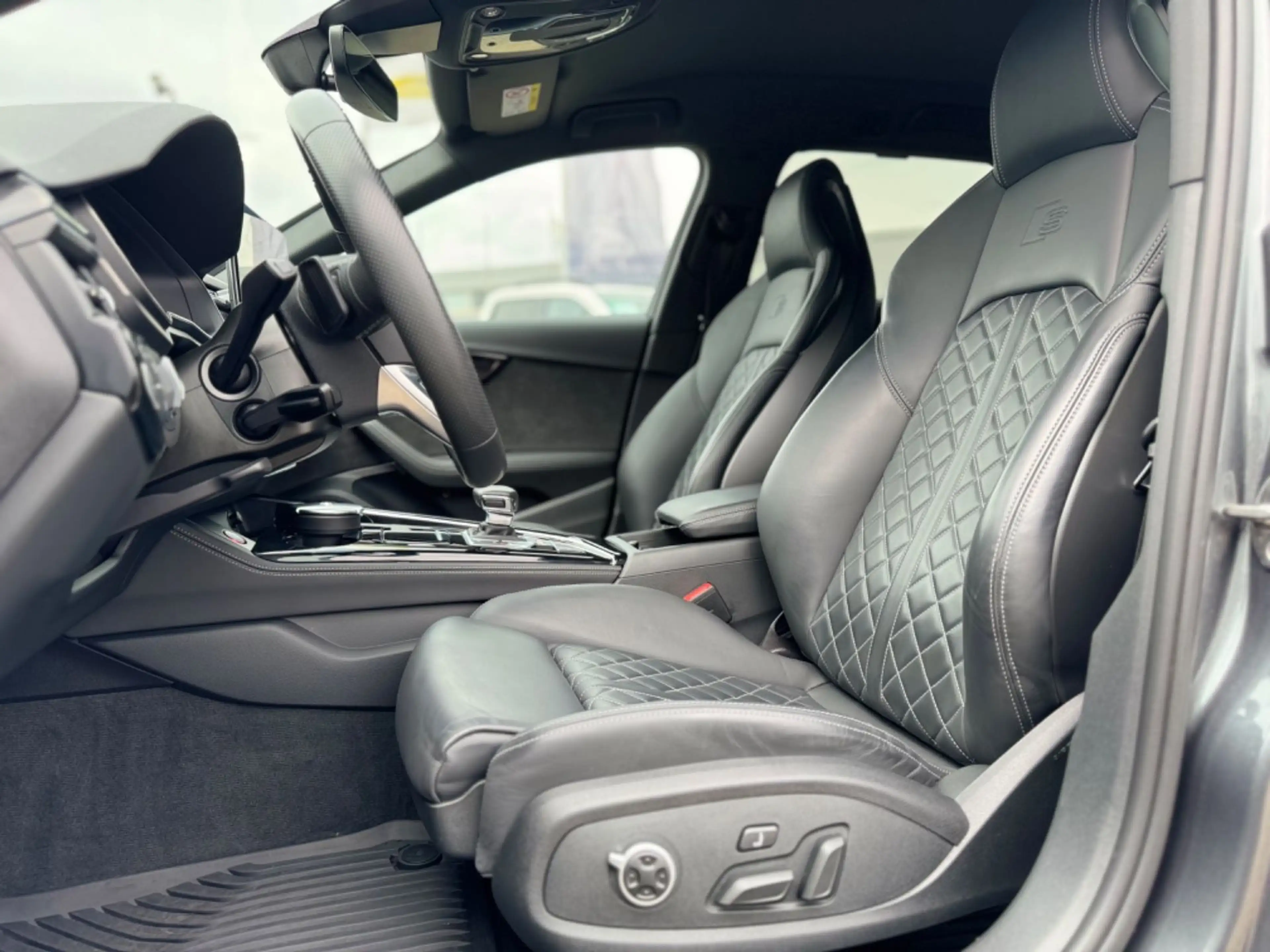 Audi S4 Avant 3.0 TDI quattro — photo 13