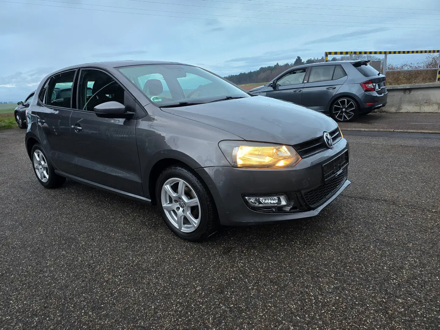 Volkswagen Polo Match Grijs - 1