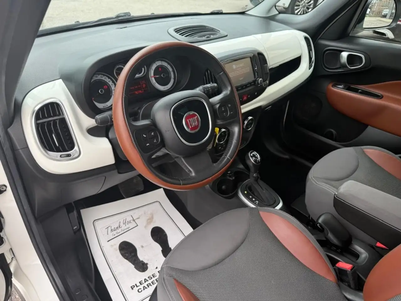 Fiat 500L снимка Fiat 500L