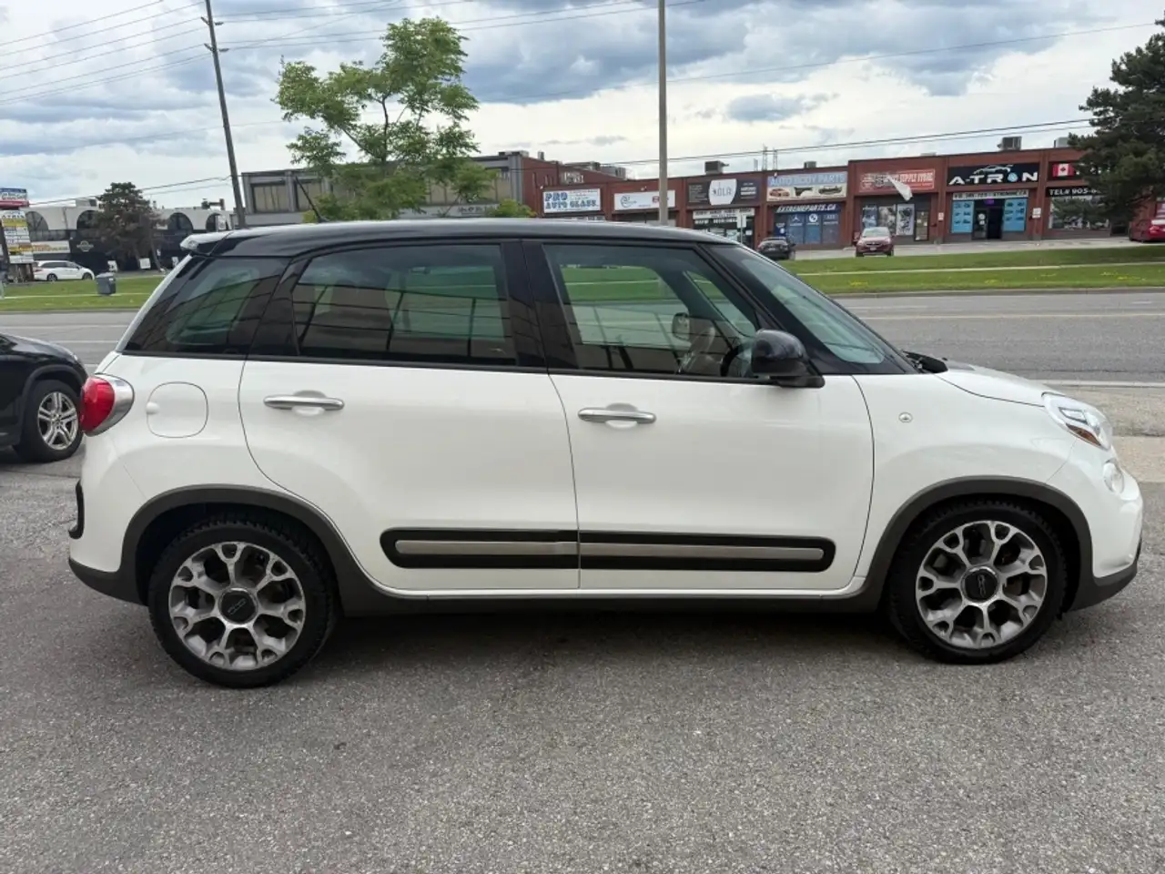 Fiat 500L снимка Fiat 500L