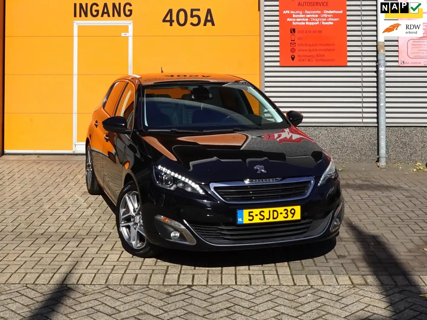 Peugeot 308 1.6 THP Première - Panorama - Navi - Airco - NAP Schwarz - 1