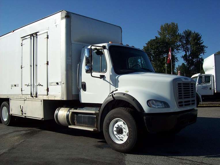 2016 Freightliner M2-112