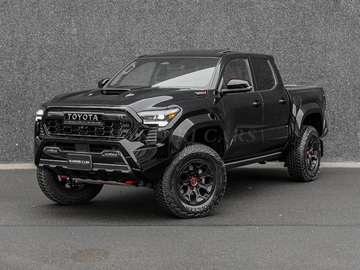 2025 TRD PRO 4x4 € 81500 +ISODYNAMIC RED SEATS
