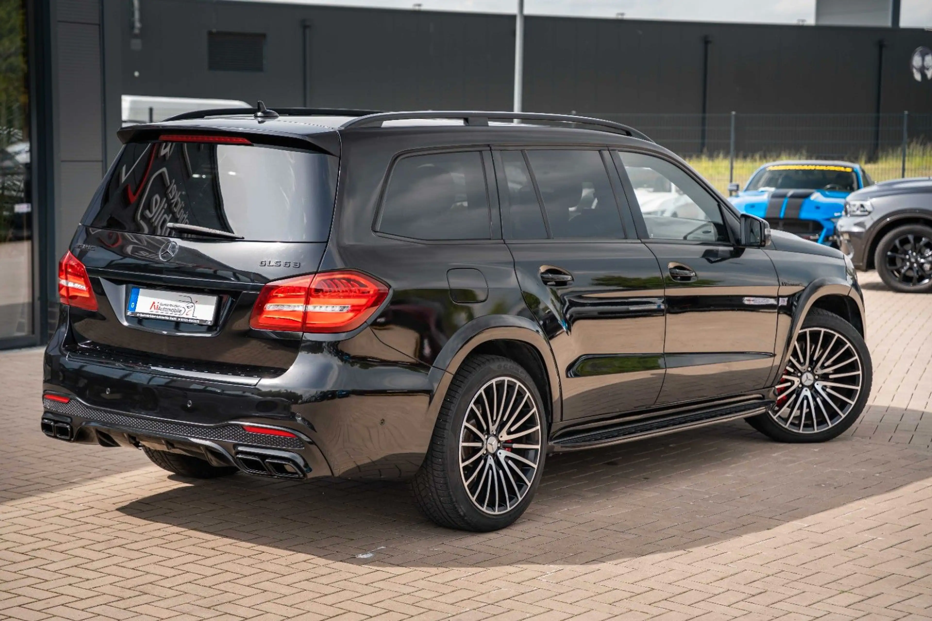 Mercedes-Benz GLS 63 AMG AMG 4Matic PANO/SOFT/AHK/VOLL — photo 13