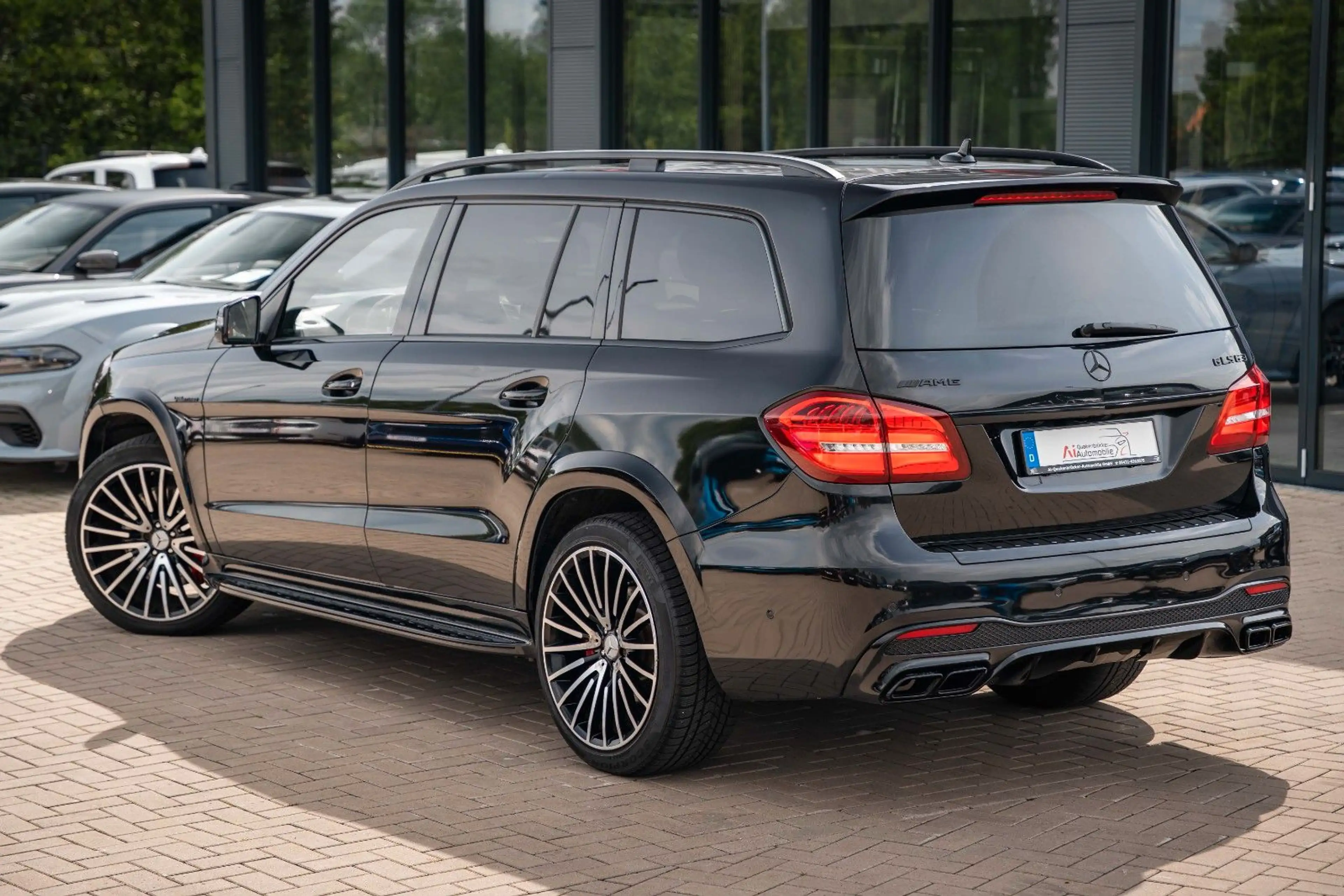 Mercedes-Benz GLS 63 AMG AMG 4Matic PANO/SOFT/AHK/VOLL — photo 14