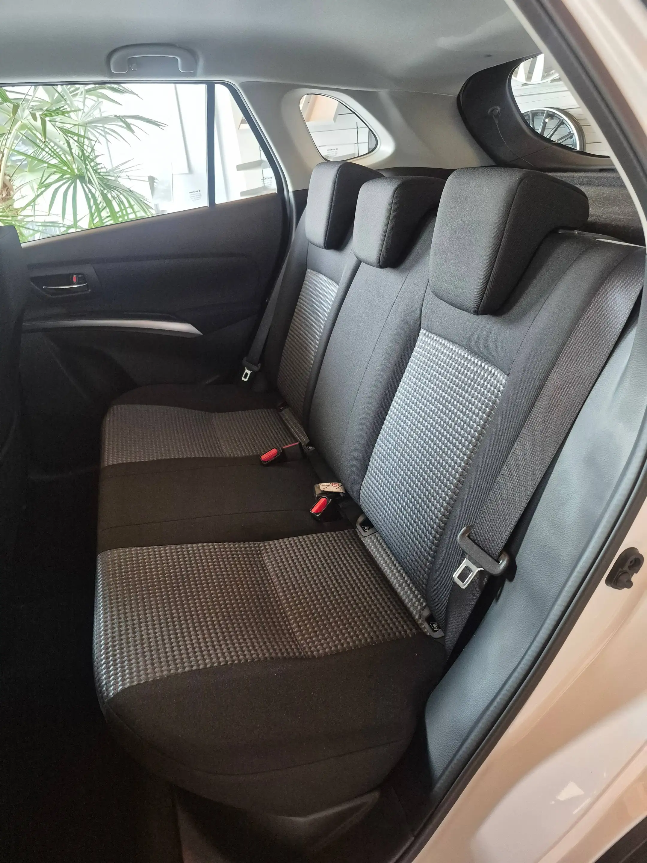 Suzuki SX4 S-Cross SX4 S-Cross Boosterjet Hybrid 1.4 Edition — photo 14
