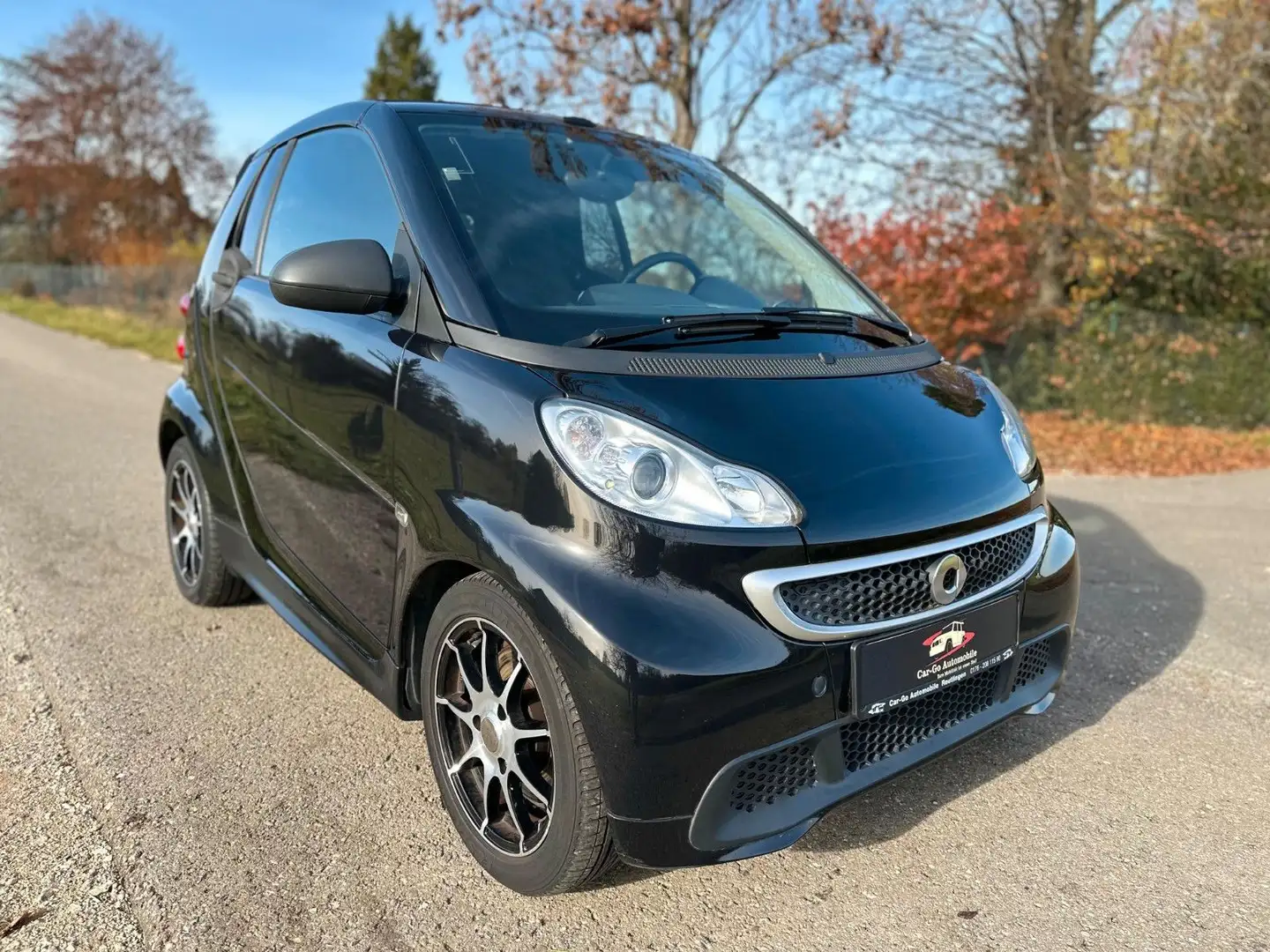 smart forTwo Cabrio*Vollautomatik*Xenon*Sitzhzng*Servo Noir - 2
