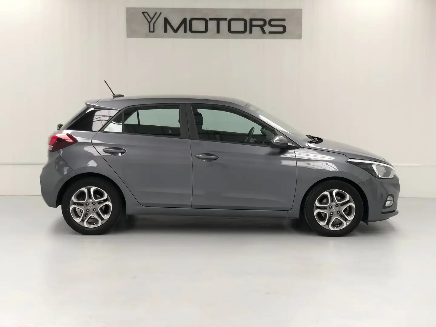 Hyundai i20 1.0 T-GDi TECHNO PACK GPS CAMERA CRUISE CAR PLAY Gris - 2