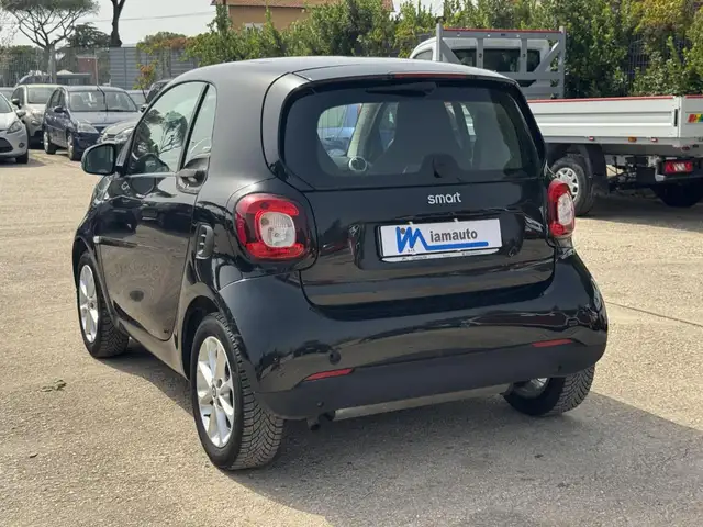 smart Fortwo view 4