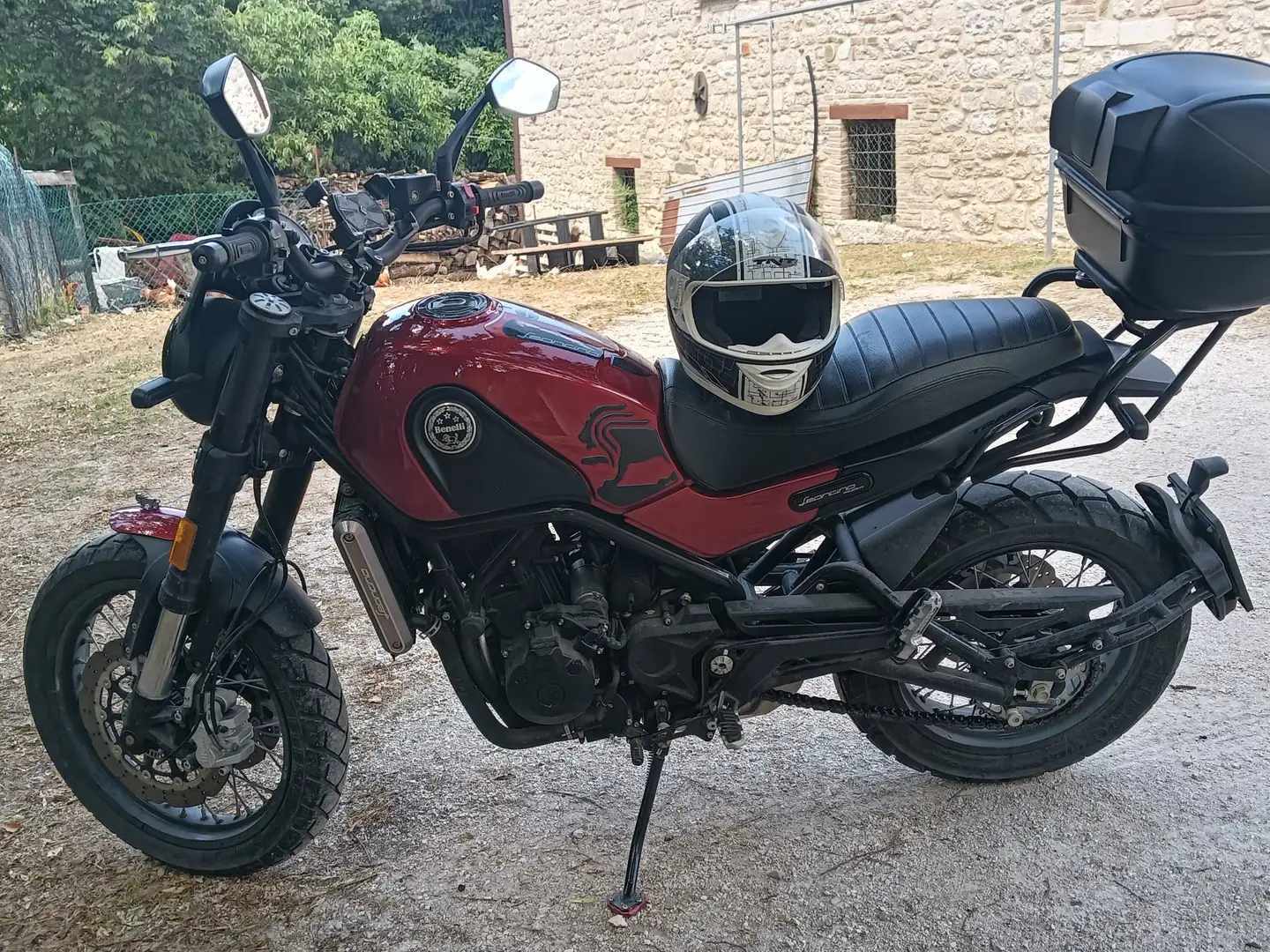 Benelli Leoncino Trail Rosso - 1
