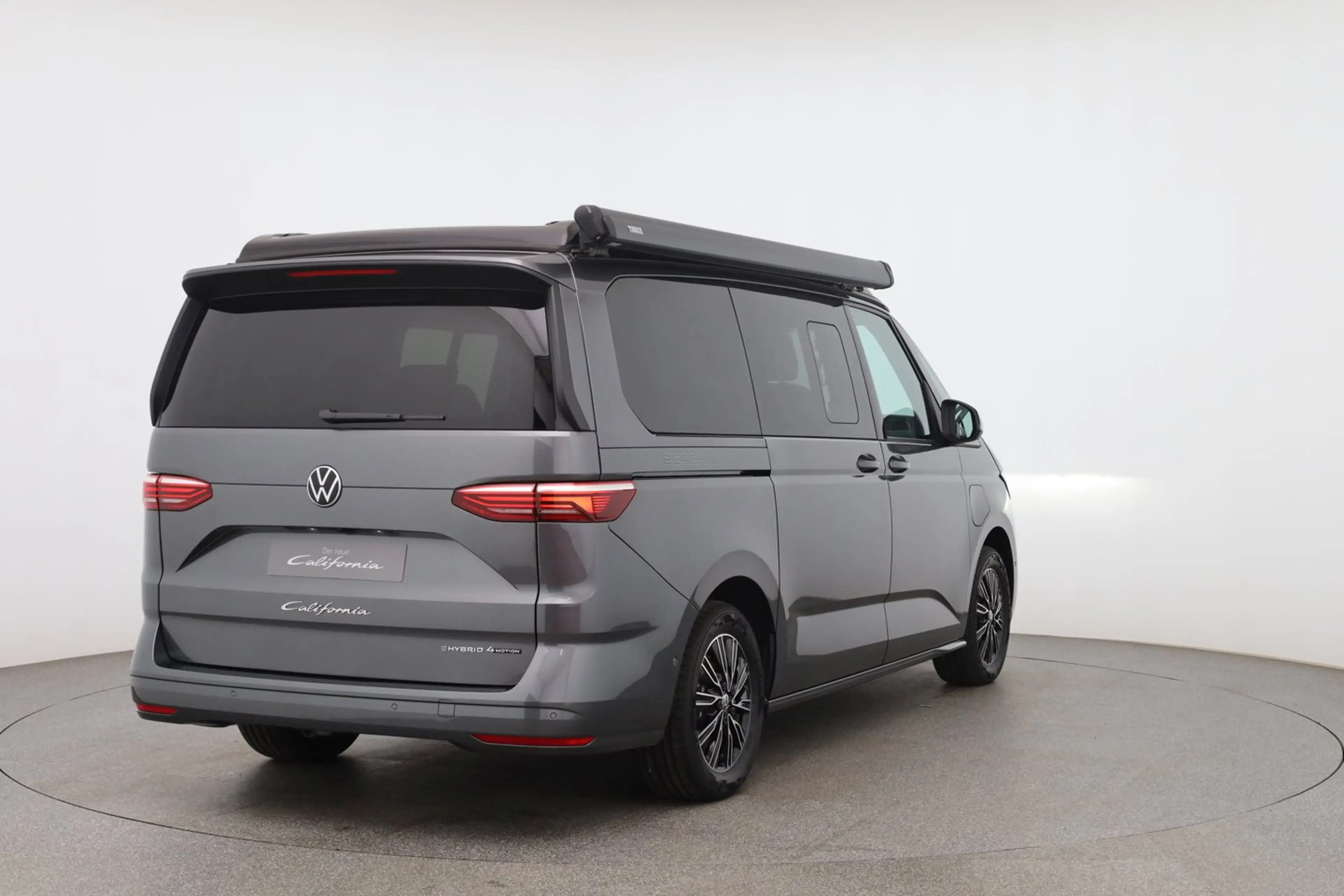 Volkswagen T7 California VW T7 California Beach eHybrid 180 kW 4M — photo 5