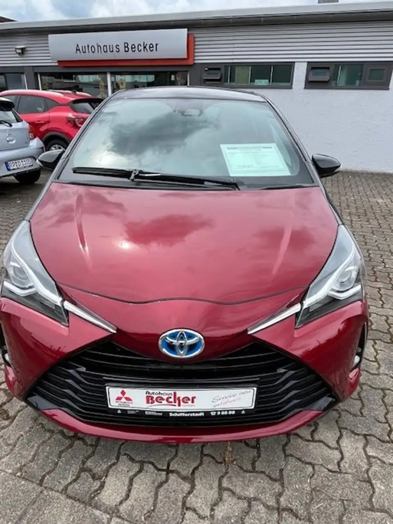 Toyota Toyota Yaris Style Selection Hybrid 1.5 Autom. Rouge - 1
