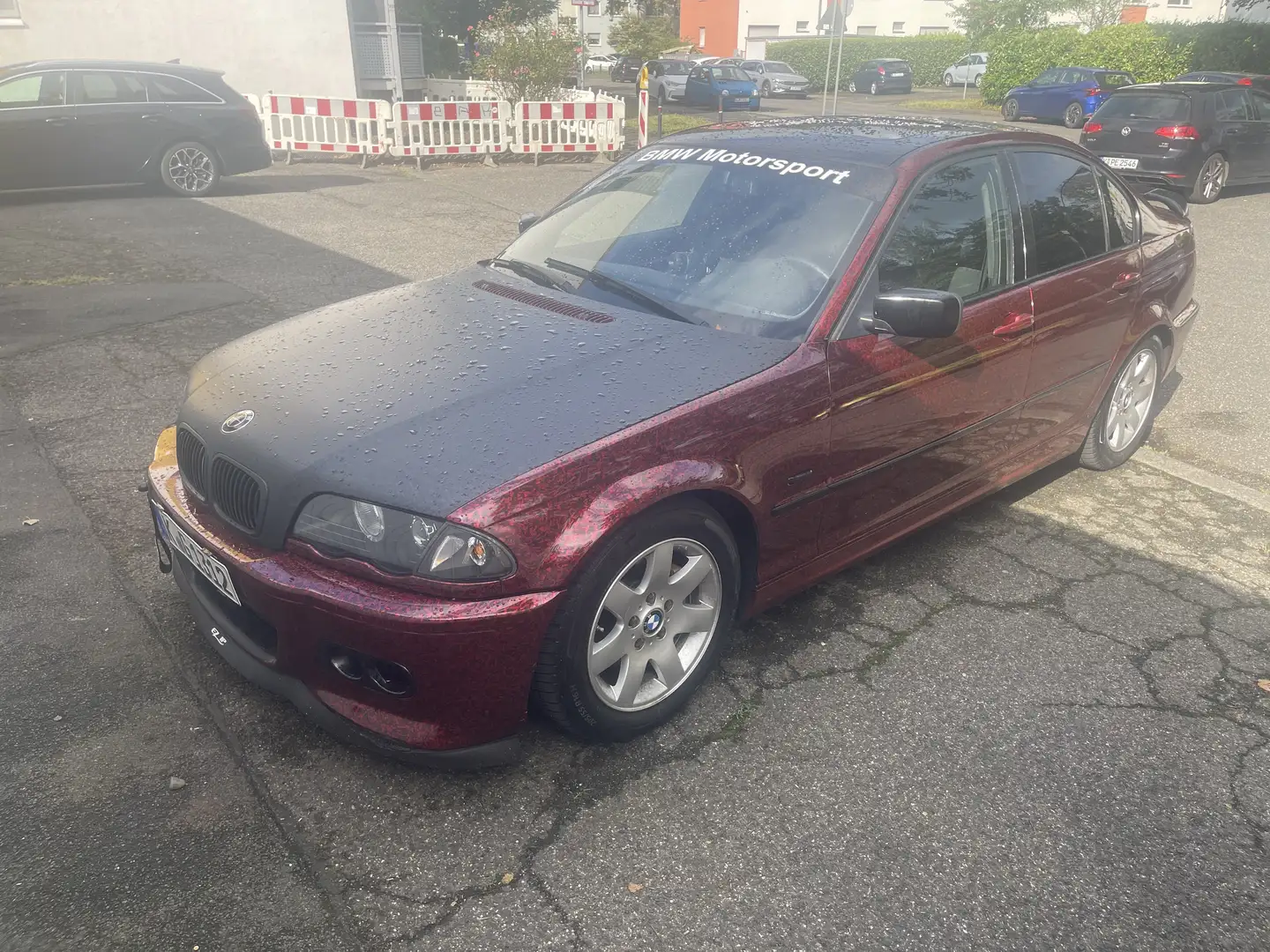 BMW 320 320i Sport Edition - 2