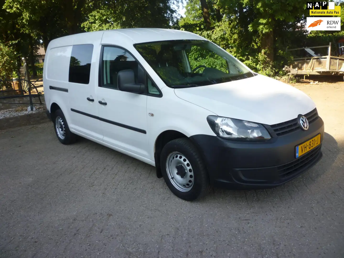 Volkswagen Caddy 1.6 TDI Maxi BMT Weiß - 1