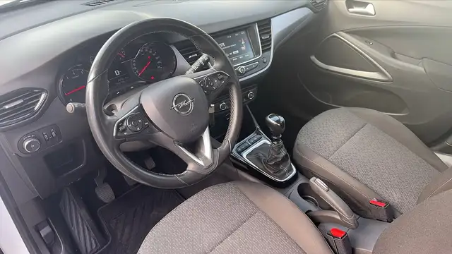 Opel Crossland X view 8