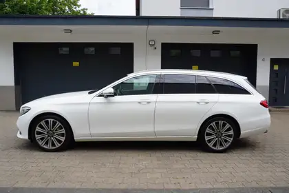 Annonce voiture d'occasion Mercedes-Benz E 400 - CARADIZE