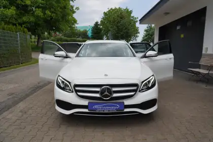 Annonce voiture d'occasion Mercedes-Benz E 400 - CARADIZE