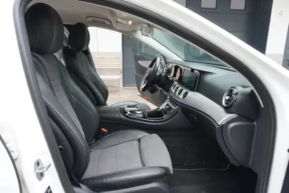 Annonce voiture d'occasion Mercedes-Benz E 400 - CARADIZE
