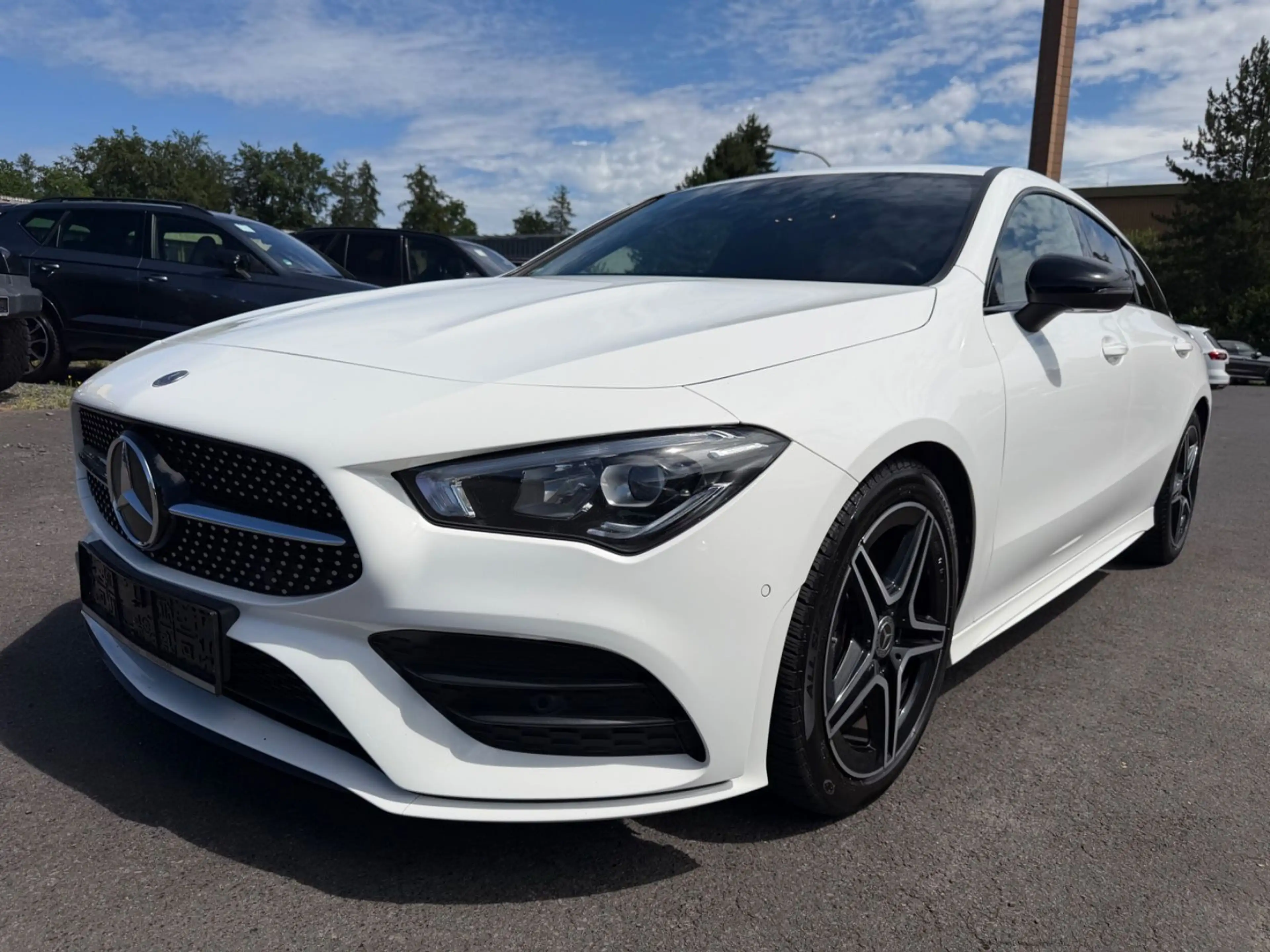 Mercedes-Benz CLA 220 CLA220 Shooting Brake AMG Night Kamera LED