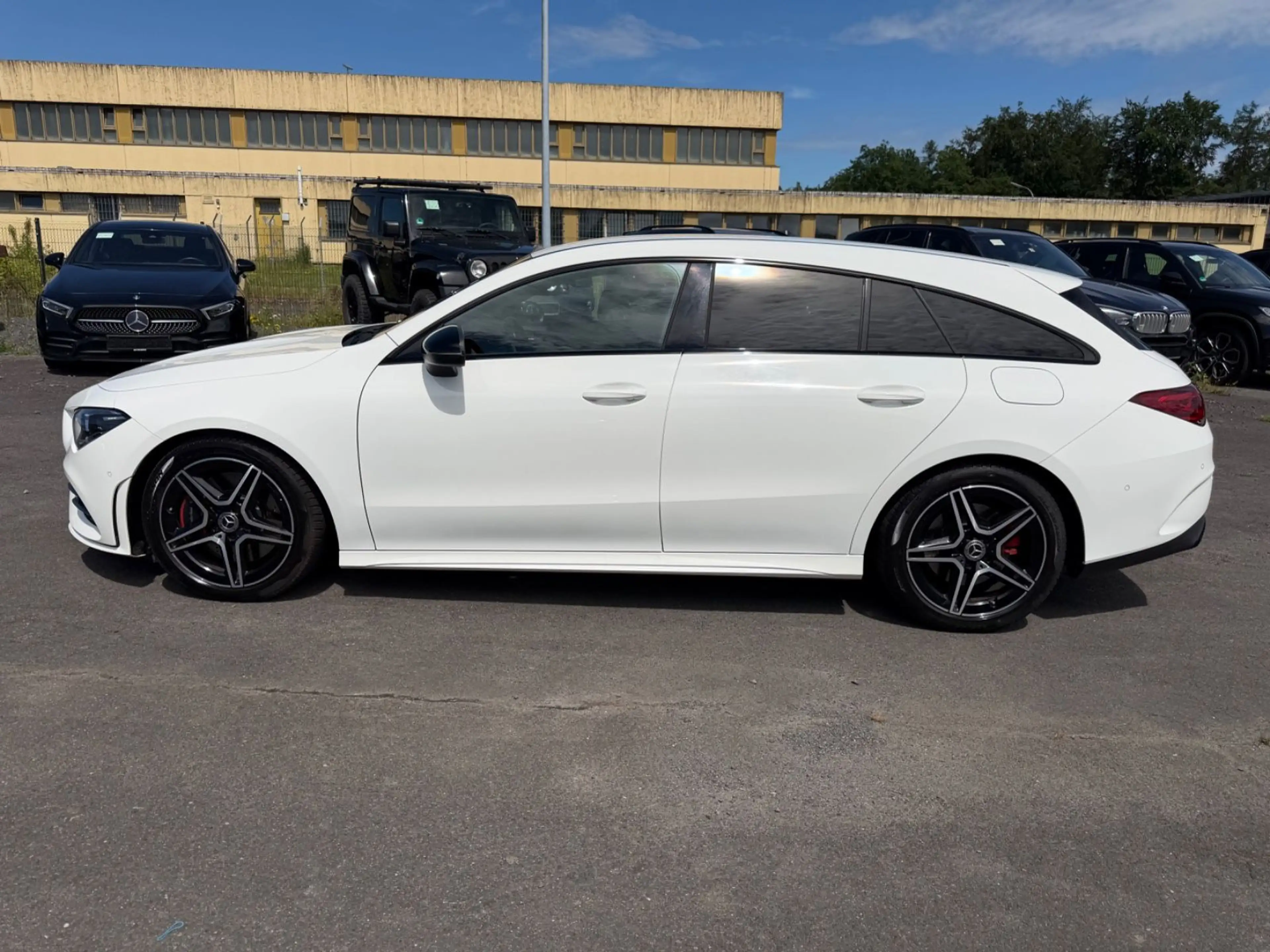 Mercedes-Benz CLA 220 CLA220 Shooting Brake AMG Night Kamera LED — photo 8