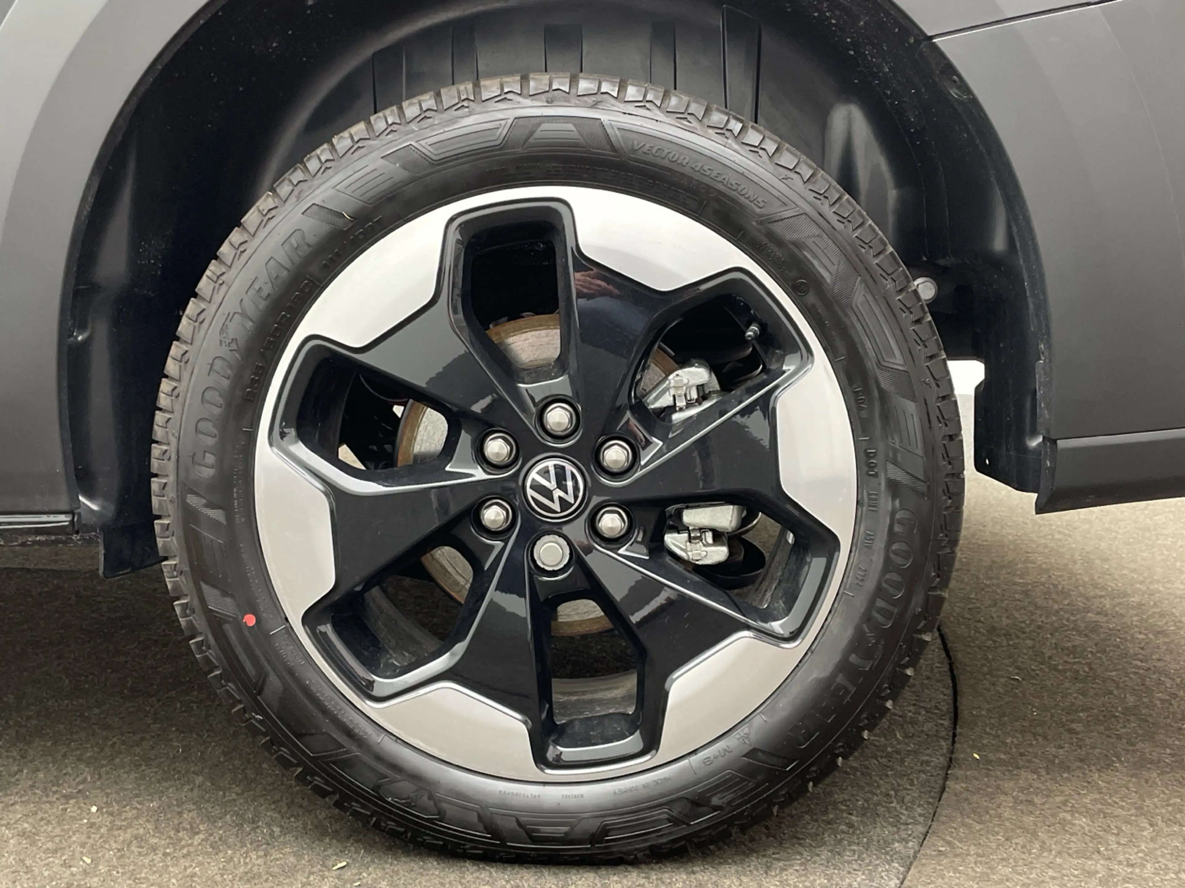 Volkswagen T7 Caravelle e KR Life Sitz-Paket LED Sitzhzg. — photo 7