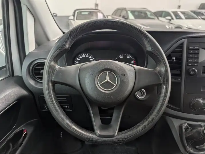Mercedes-Benz Vito MIXTO 111 CDI Compacta 2019, foto 16
