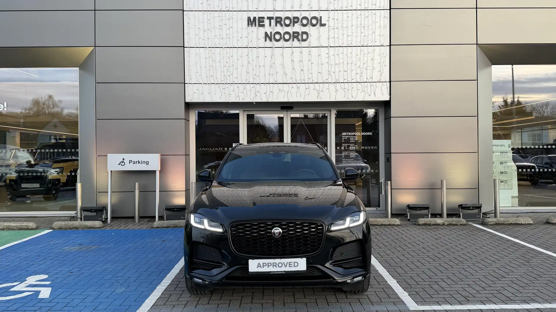 Jaguar F-Pace D165 S Noir - 2