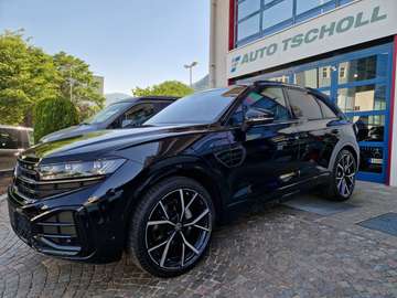 3.0 V6 TDI286Cv 4M R-Line Black AWS Matrix AirSusp