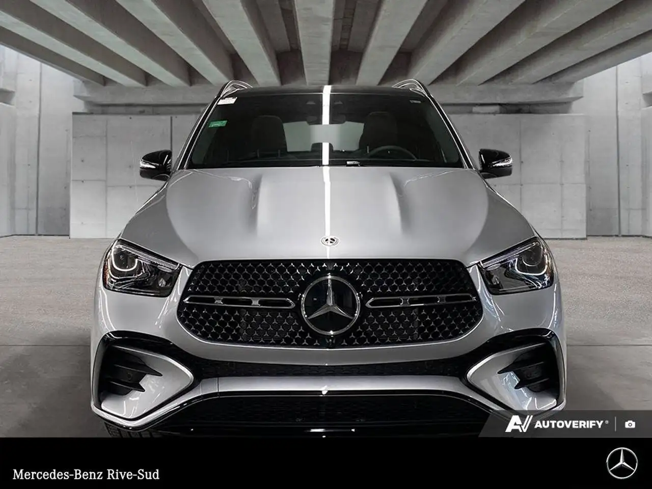 Mercedes-Benz GLE снимка Mercedes-Benz GLE