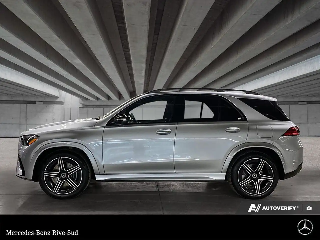 Mercedes-Benz GLE снимка Mercedes-Benz GLE