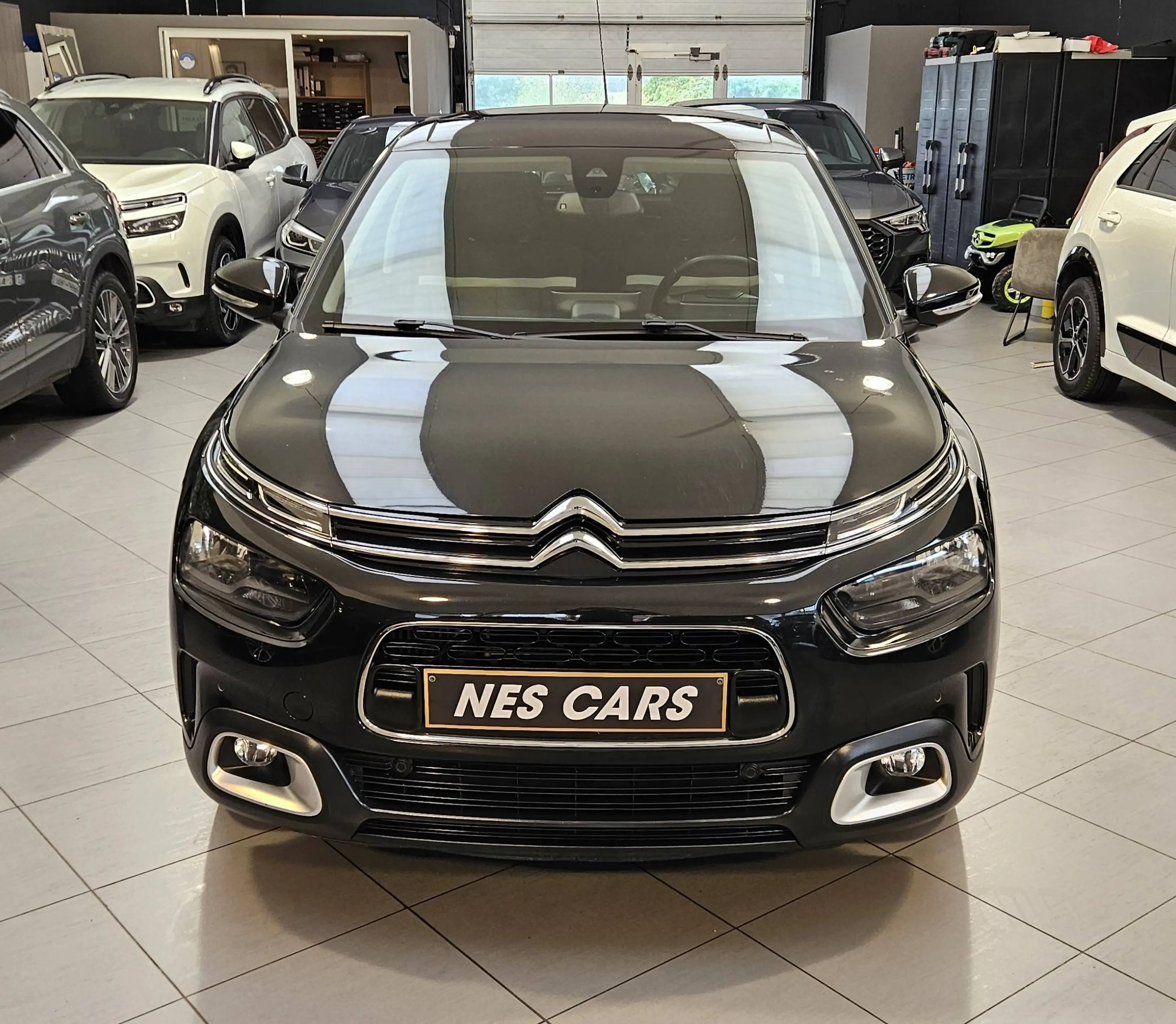 Citroen C4 Cactus C4 CACTUS 1.2i SHINE,GPS,CAMERA,TOIT PANORAMIQUE,ANDROID,GARANTIE 1 AN — photo 2