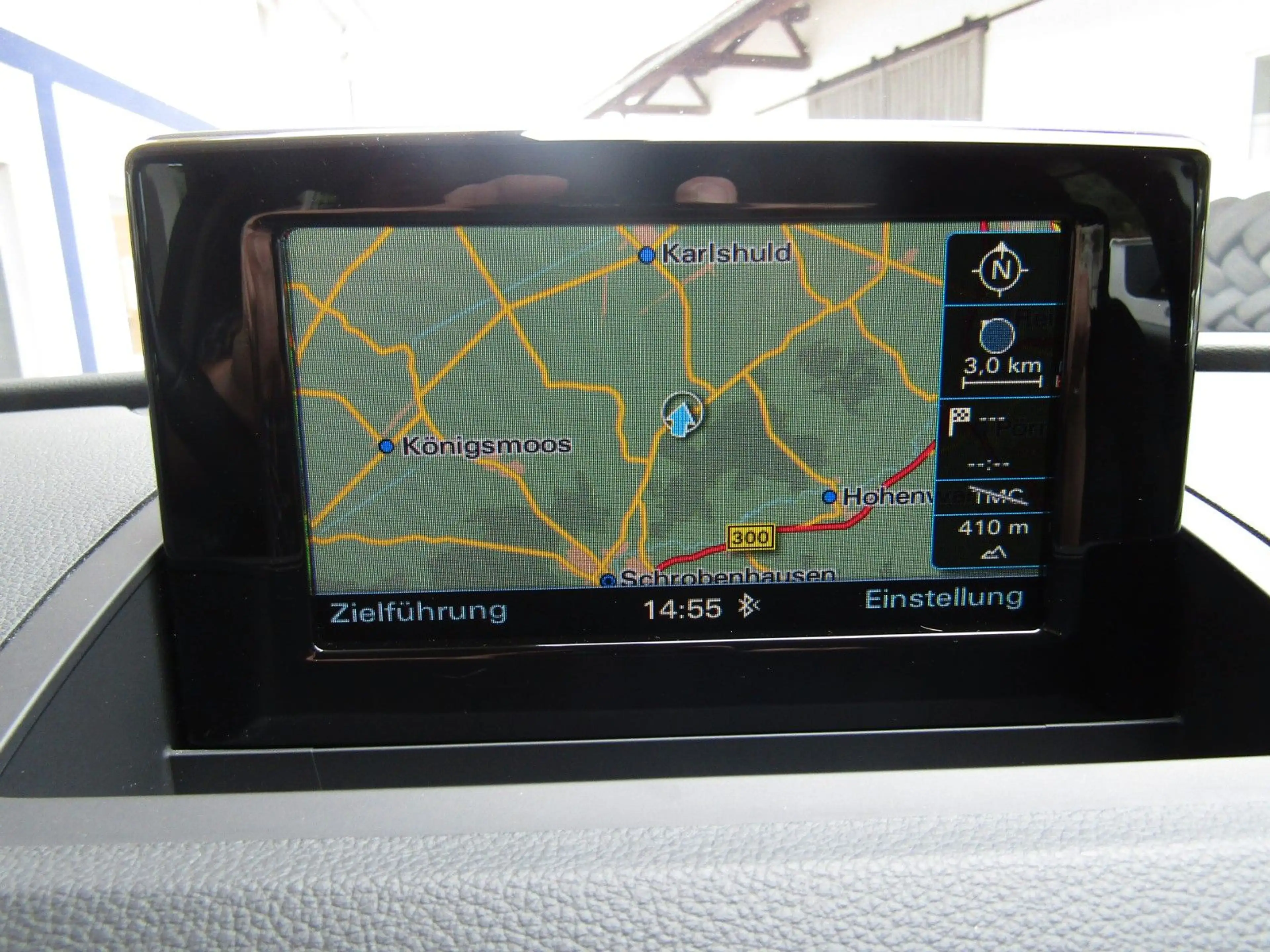 Audi Q3 Sport Navi Keylees Xenon Voll-Lackierung — photo 14