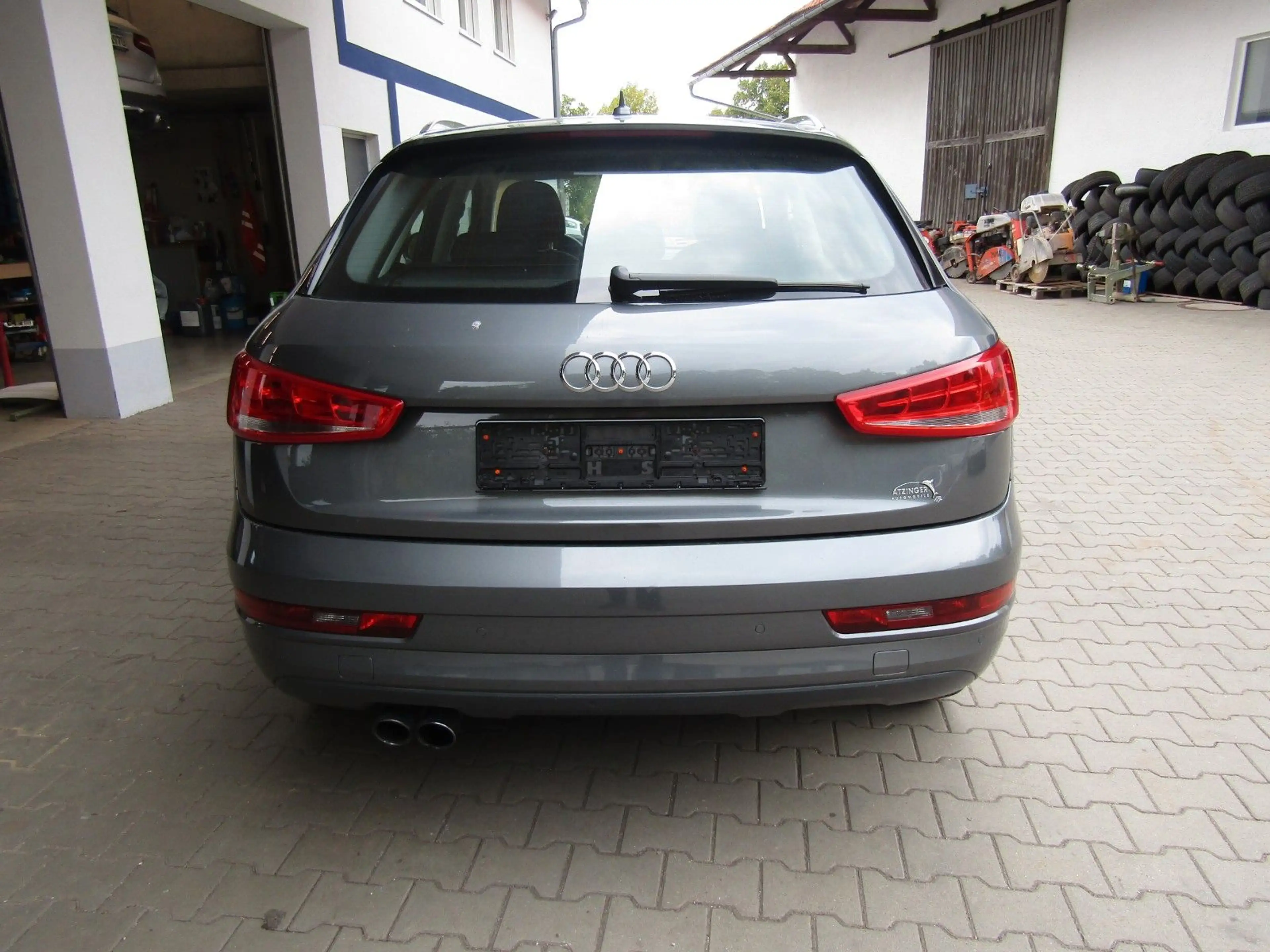 Audi Q3 Sport Navi Keylees Xenon Voll-Lackierung — photo 8
