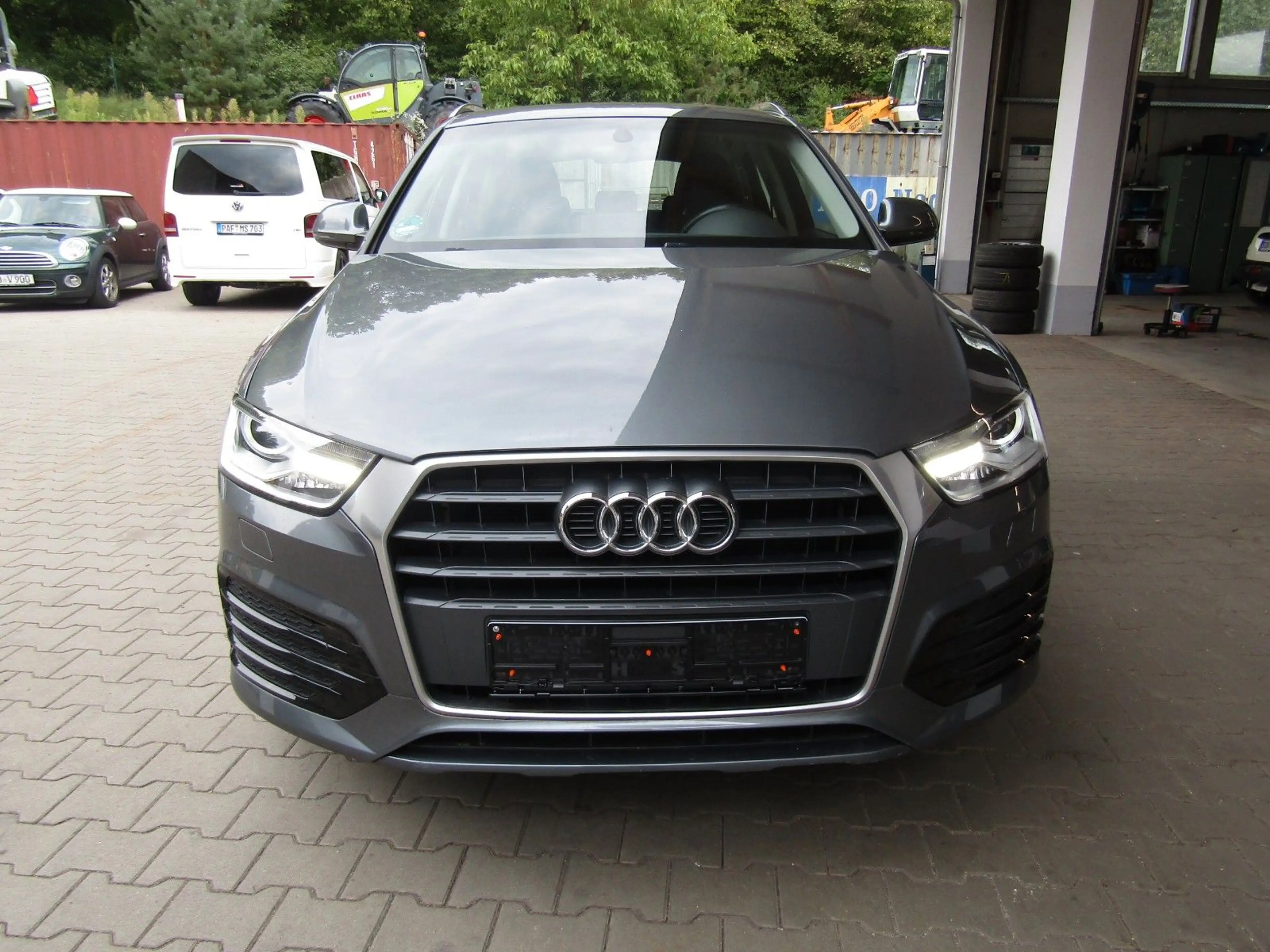 Audi Q3 Sport Navi Keylees Xenon Voll-Lackierung — photo 5