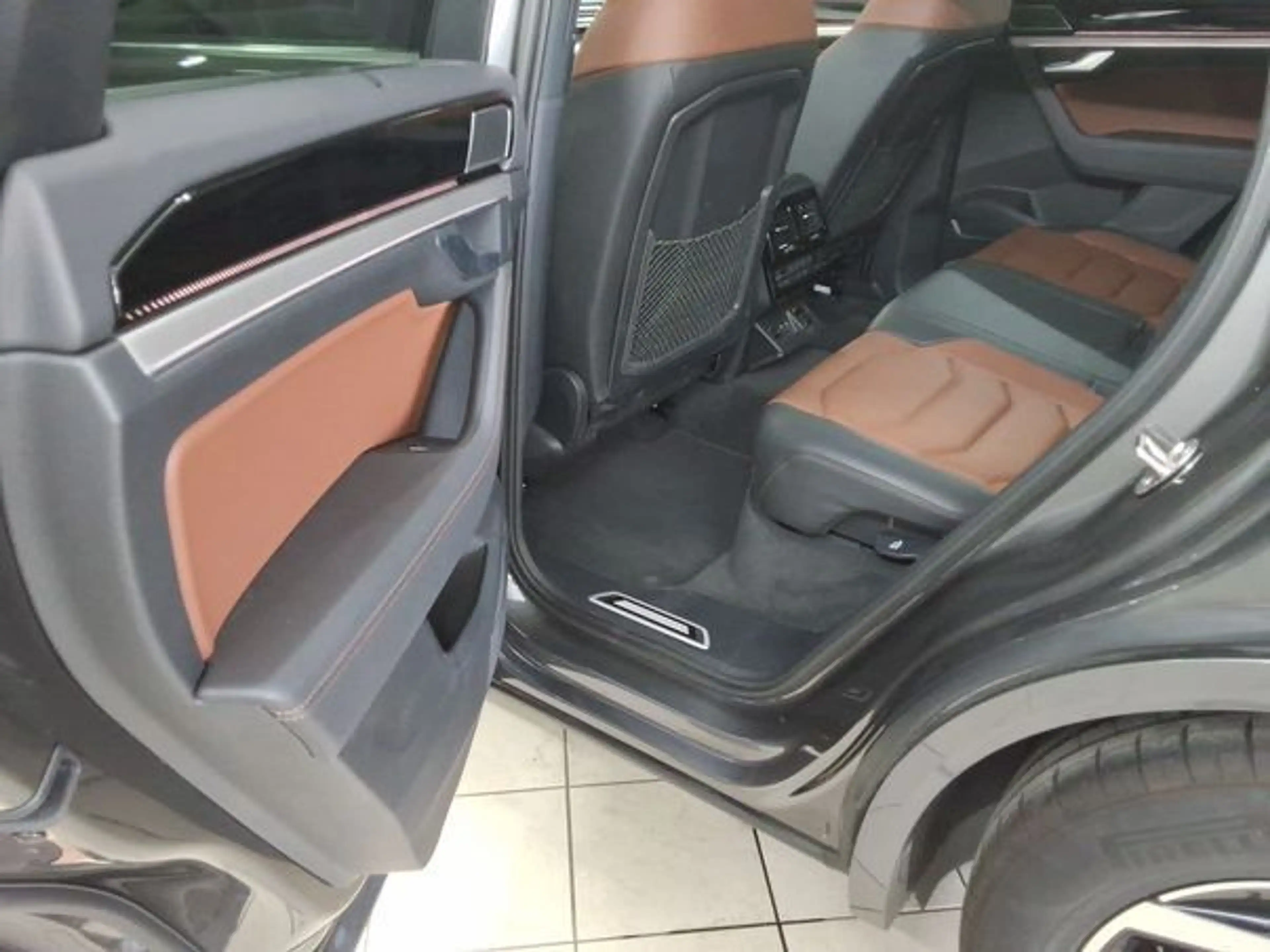 Volkswagen Touareg R-LINE 3.0TDI 231PS NP.110T ACC.5J-G.AHK.KAMERA.NA — photo 7