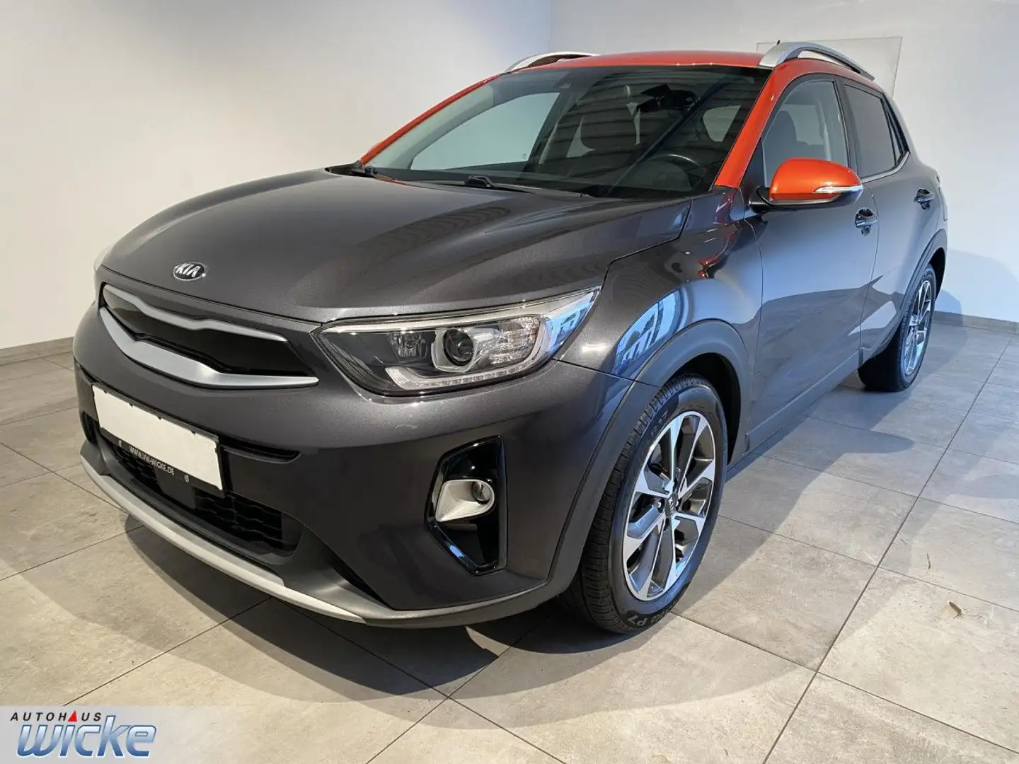 Kia Stonic 1.0 Spirit NAVI KLIMA RÜCKFAHRKAMERA Gris - 2