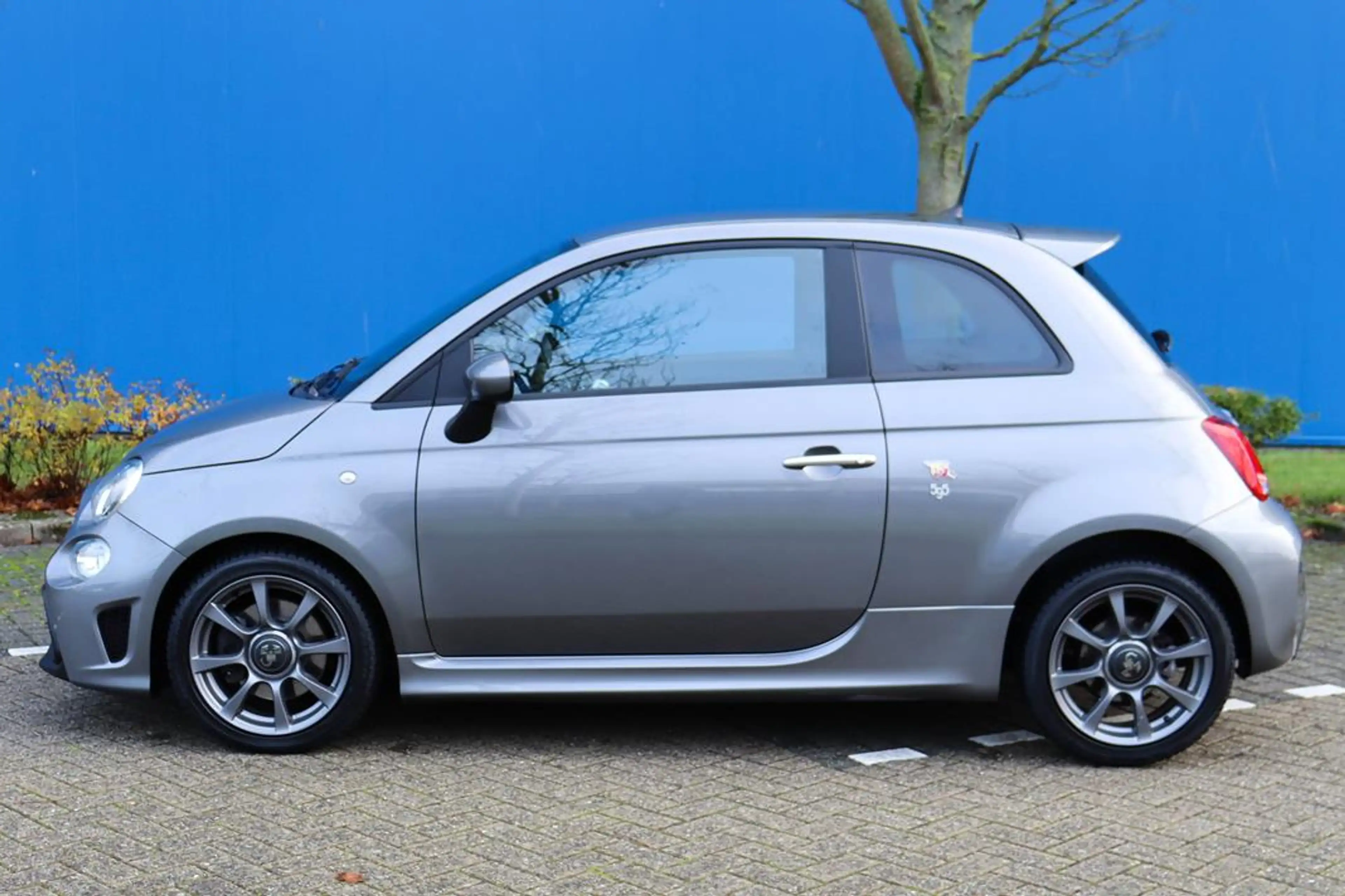Fiat 500 Abarth 1.4 T-Jet 595 - 170 pk — photo 4