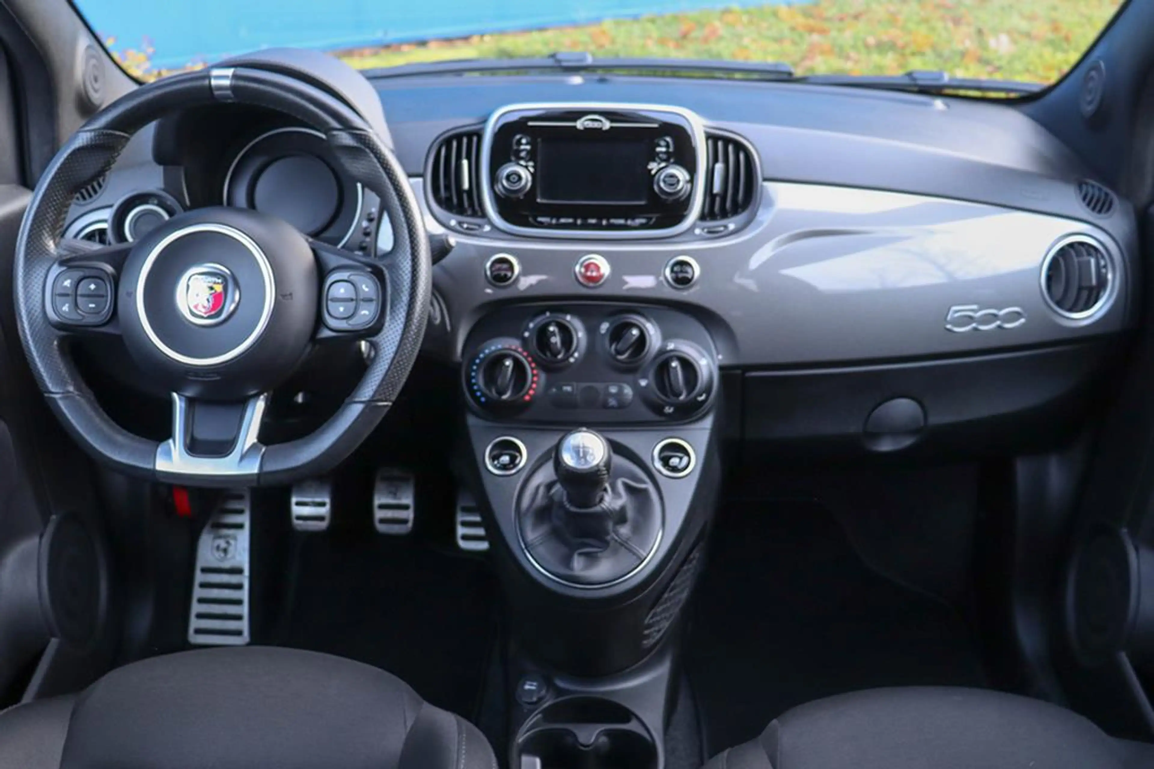 Fiat 500 Abarth 1.4 T-Jet 595 - 170 pk — photo 10