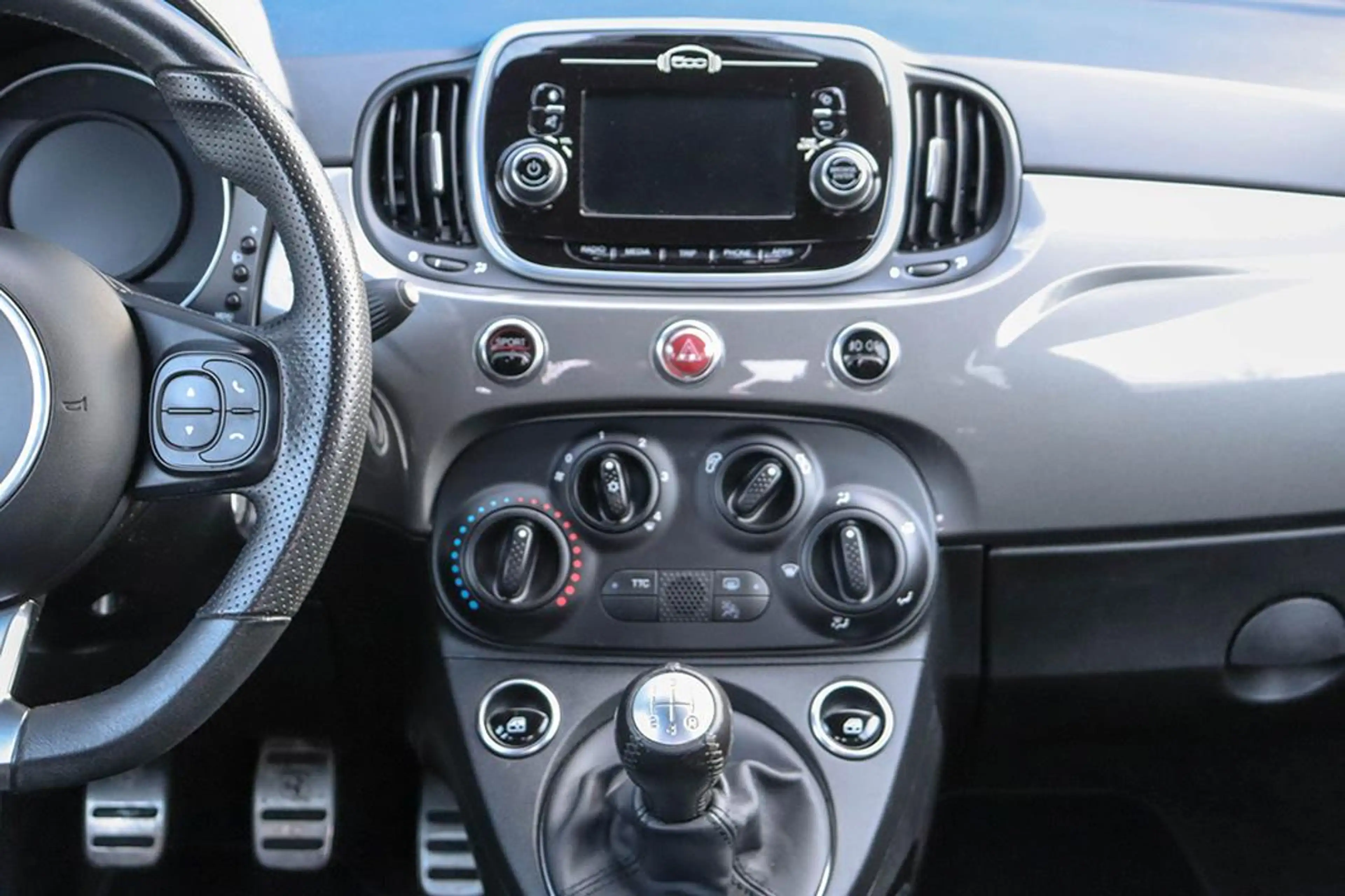 Fiat 500 Abarth 1.4 T-Jet 595 - 170 pk — photo 15