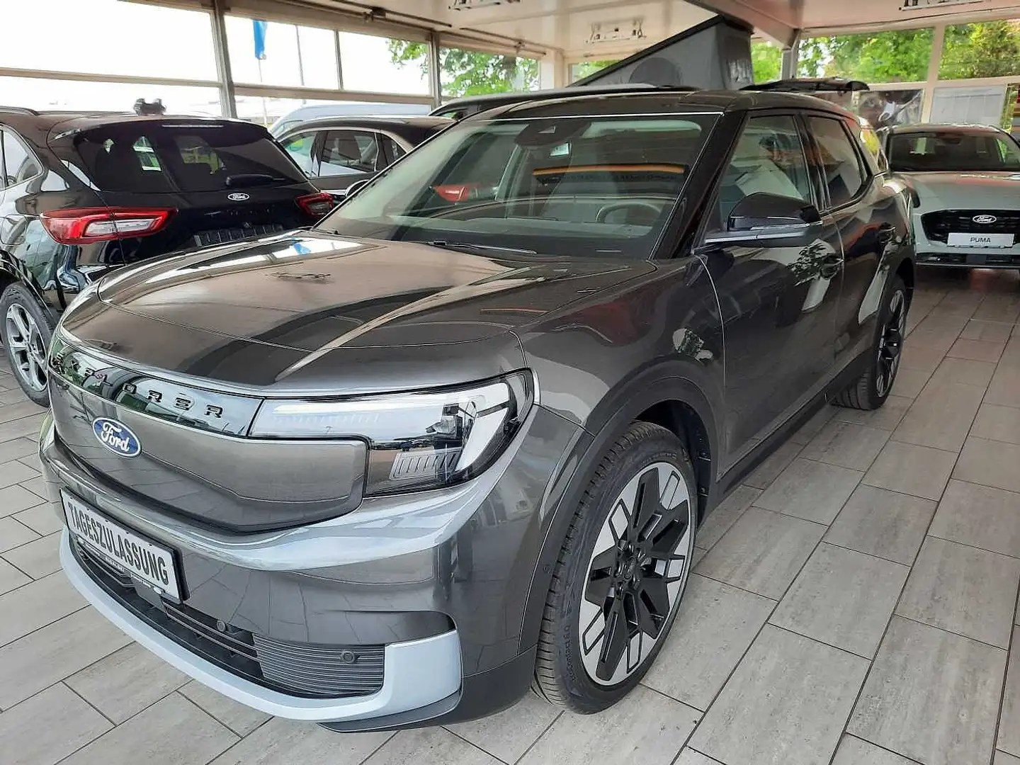 Ford Explorer Elektro Elektromotor mit Extended Range RWD 79kWh Szürke - 1