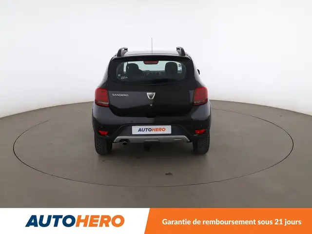 Dacia Sandero view 5