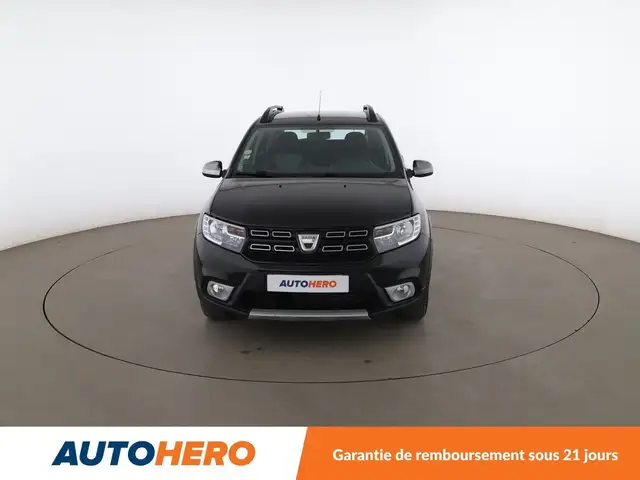 Dacia Sandero view 9