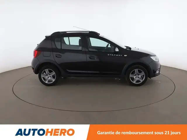 Dacia Sandero view 7